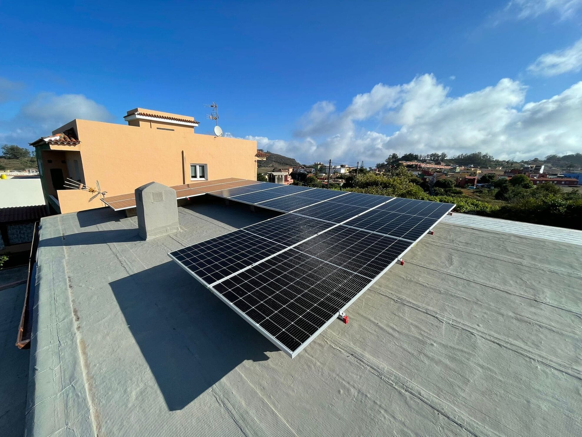 Instalaci N De Obra De Autoconsumo Fotovoltaica En Tenerife Mta